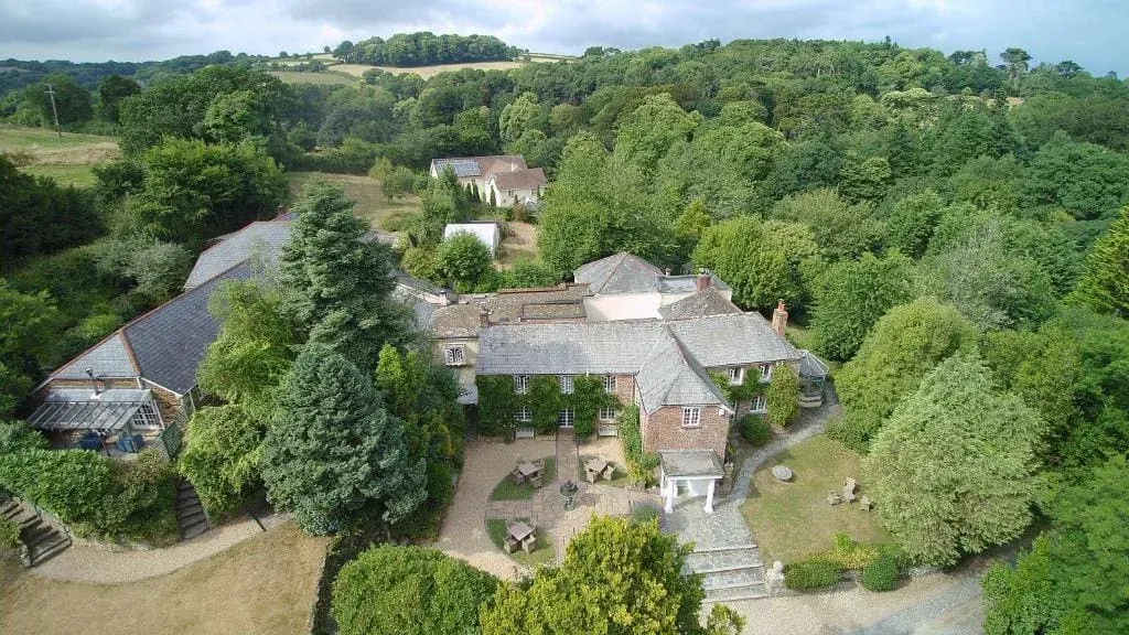 Exterior view of Boscundle Manor, Cornwall