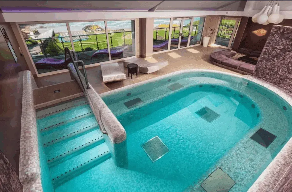 Indoor pool at the Bedruthan Hotel & Spa, Cornwall