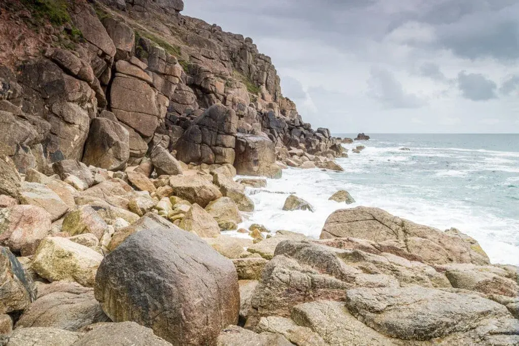 porth,chapel,beach