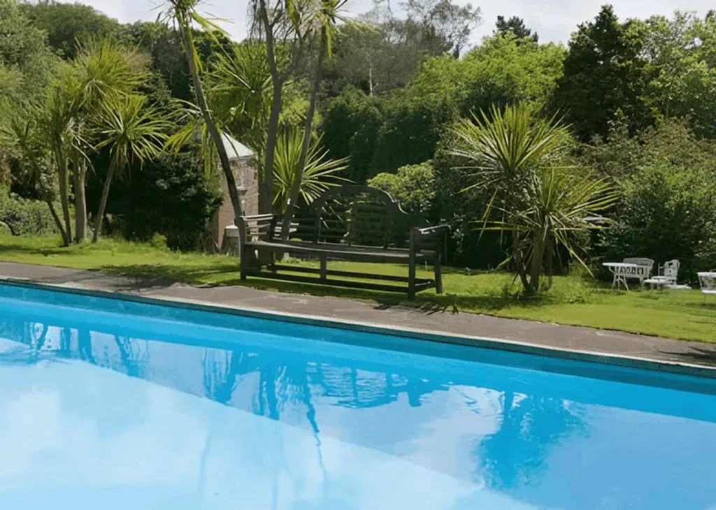 Outdoor swimming pool, Boscundle Manor, Cornwall